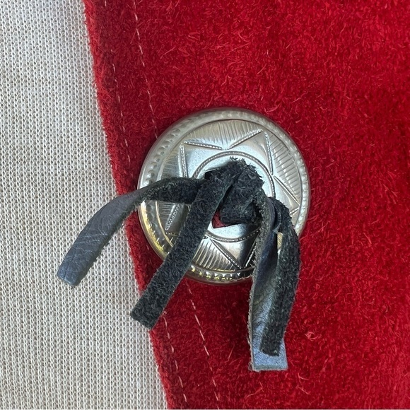 Vintage Red Suede Cape Warren of California Conchos Western Boho Hippie Large - Picture 6 of 15